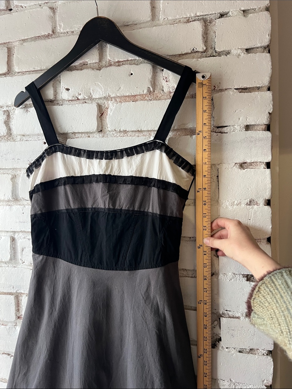 Vintage Strappy Midi Dress in Black, Gray & Cream - Picture 6 of 8